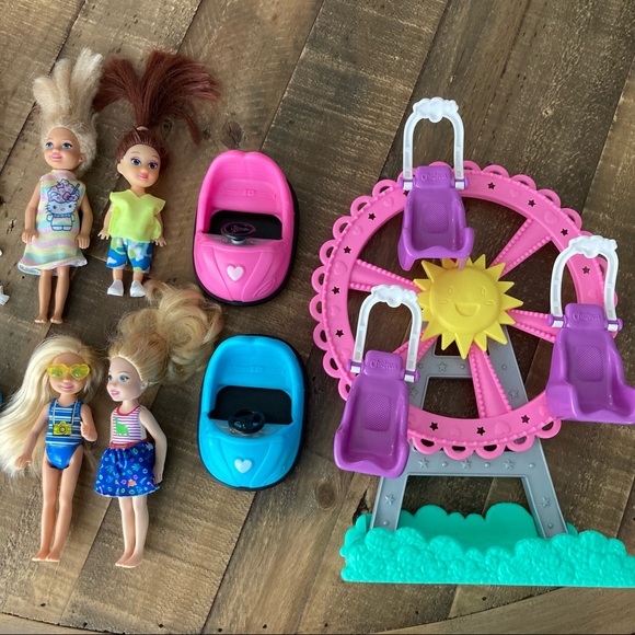 Chelsea Barbie Amusement Park Toy Play Set & more - Picture 5 of 16